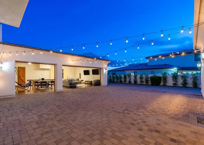 Paradisecastlepickleballcrtputtsparoomgamerm Scottsdale